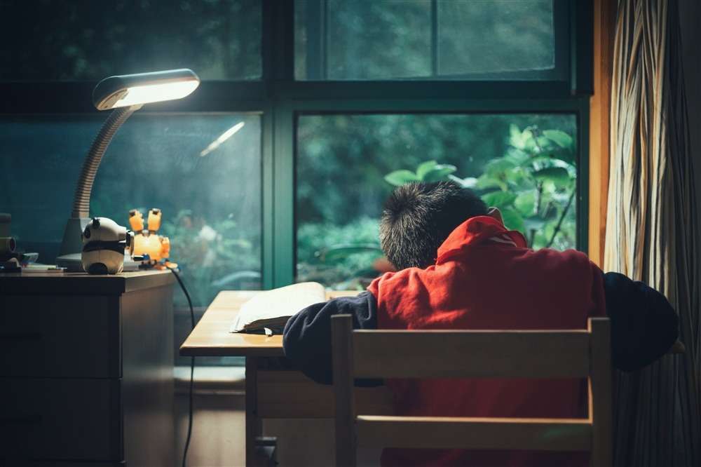 写一些论文致谢 - 识趣