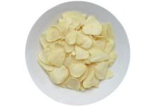 大蒜吃多了会不会胀气 含二氧化碳硫化氢等废气 - 识趣